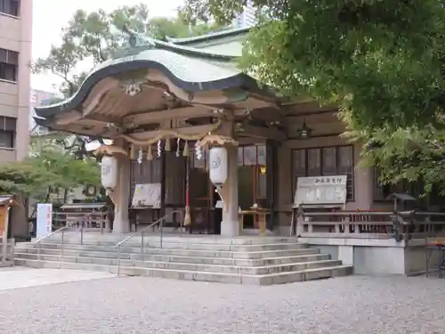 坐摩神社の本殿