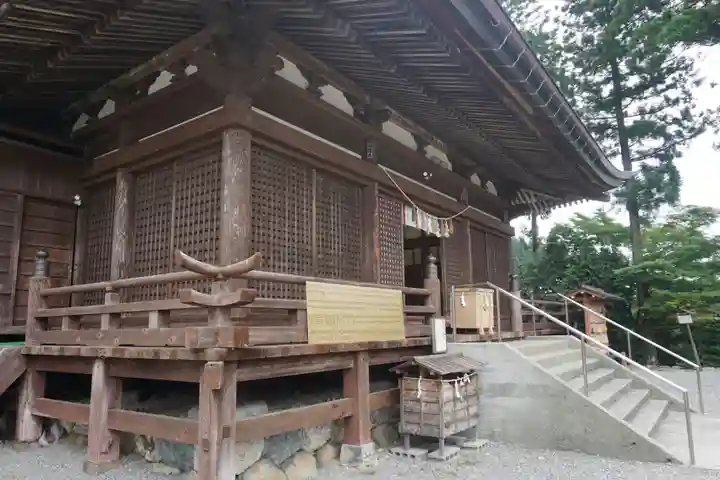 久津八幡宮の本殿・本堂