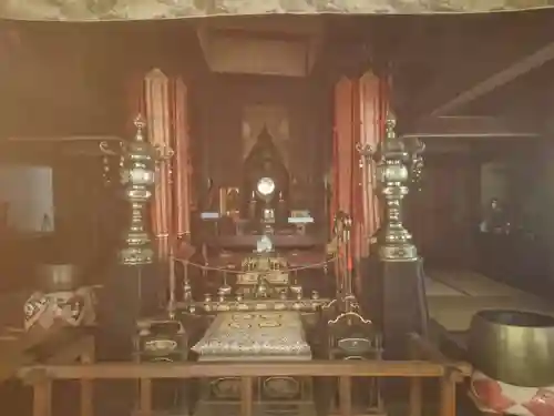 真楽寺の本殿・本堂