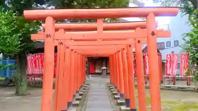 稲荷社（栄生稲荷社）の鳥居