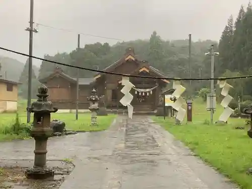 居多神社の建物その他