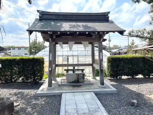 神明宮の手水舎