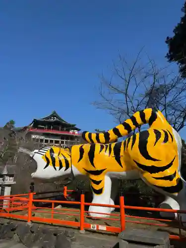 朝護孫子寺の{uncategorized: "未分類", other: "その他", undefined: "問題あり", building: "その他建物", grave: "お墓", sacred_gate: "鳥居", guardian: "狛犬", statue: "像", buddha: "仏像", history: "歴史", nature: "自然", garden: "庭園", animal: "動物", pagoda: "塔", temizu: "手水舎", mountain_gate: "山門・神門", sanctuary: "本殿・本堂", subordinate: "末社・摂社", art: "芸術", scenery: "景色", jizo: "地蔵", ema: "絵馬", goshuin: "御朱印", omikuji: "おみくじ", items: "授与品その他", amulet: "お守り", goshuincho: "御朱印帳", eats: "食事", festival: "お祭り", votive_dance: "神楽", shichigosan: "七五三参", wedding: "結婚式", experience: "体験その他", initially: "初詣", around: "周辺", anti_infection: "感染症対策"}