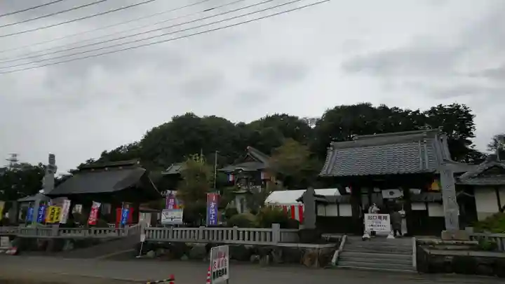 埼玉厄除け開運大師・龍泉寺(切り絵御朱印発祥の寺)のその他建物