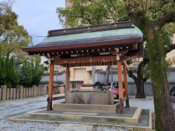 本住吉神社の手水舎