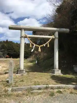 神社の鳥居