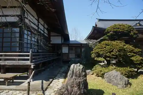 西善寺の本殿