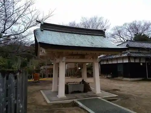津島社（大草津島神社）の手水舎
