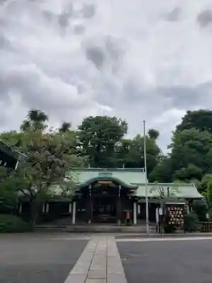 白金氷川神社の本殿・本堂