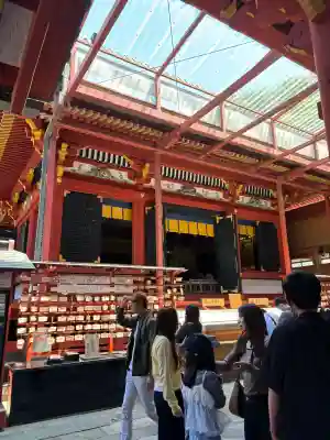 鶴岡八幡宮の{uncategorized: "未分類", other: "その他", undefined: "問題あり", building: "その他建物", grave: "お墓", sacred_gate: "鳥居", guardian: "狛犬", statue: "像", buddha: "仏像", history: "歴史", nature: "自然", garden: "庭園", animal: "動物", pagoda: "塔", temizu: "手水舎", mountain_gate: "山門・神門", sanctuary: "本殿・本堂", subordinate: "末社・摂社", art: "芸術", scenery: "景色", jizo: "地蔵", ema: "絵馬", goshuin: "御朱印", omikuji: "おみくじ", items: "授与品その他", amulet: "お守り", goshuincho: "御朱印帳", eats: "食事", festival: "お祭り", votive_dance: "神楽", shichigosan: "七五三参", wedding: "結婚式", experience: "体験その他", initially: "初詣", around: "周辺", anti_infection: "感染症対策"}