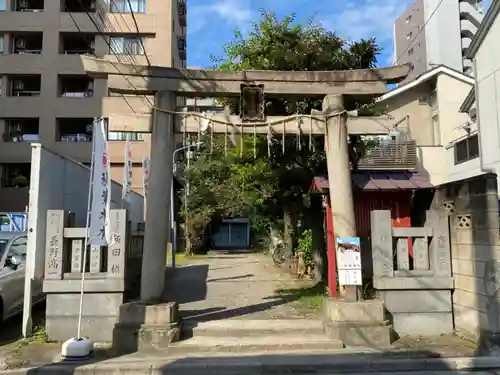 秋葉神社の鳥居