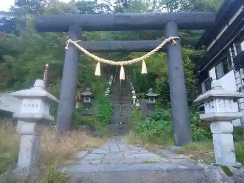 酢川温泉神社(山形県)