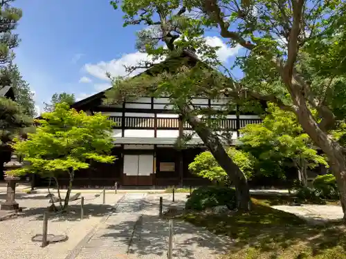 定勝寺の建物その他