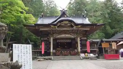 宝登山神社の本殿・本堂