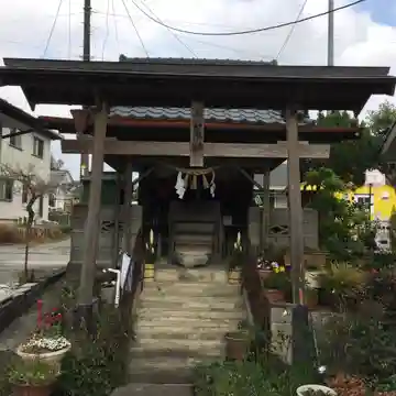 西鶴甲斐神社の本殿・本堂