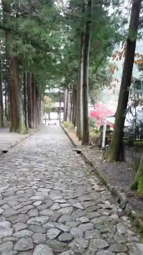 久遠寺の建物その他