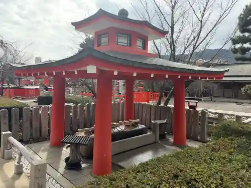 車折神社の{uncategorized: "未分類", other: "その他", undefined: "問題あり", building: "その他建物", grave: "お墓", sacred_gate: "鳥居", guardian: "狛犬", statue: "像", buddha: "仏像", history: "歴史", nature: "自然", garden: "庭園", animal: "動物", pagoda: "塔", temizu: "手水舎", mountain_gate: "山門・神門", sanctuary: "本殿・本堂", subordinate: "末社・摂社", art: "芸術", scenery: "景色", jizo: "地蔵", ema: "絵馬", goshuin: "御朱印", omikuji: "おみくじ", items: "授与品その他", amulet: "お守り", goshuincho: "御朱印帳", eats: "食事", festival: "お祭り", votive_dance: "神楽", shichigosan: "七五三参", wedding: "結婚式", experience: "体験その他", initially: "初詣", around: "周辺", anti_infection: "感染症対策"}