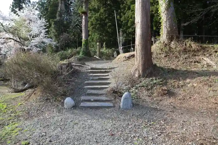 注連寺の建物その他