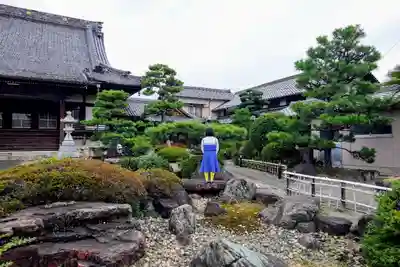 興道寺の庭園