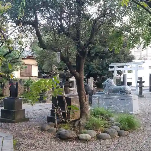 三囲神社のその他建物