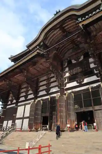 東大寺の本殿