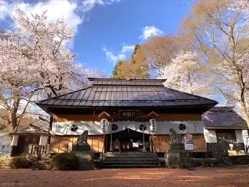 飯笠山神社の本殿