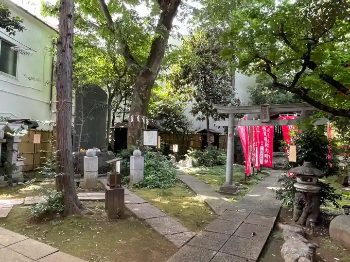 くまくま神社(導きの社 熊野町熊野神社)(東京都)