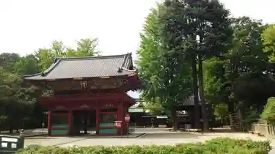 根津神社の山門・神門