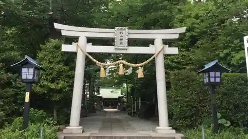 星川杉山神社の鳥居