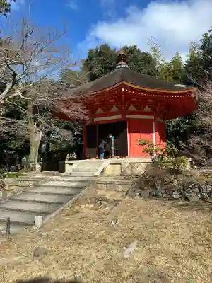 東福禅寺（東福寺）の{uncategorized: "未分類", other: "その他", undefined: "問題あり", building: "その他建物", grave: "お墓", sacred_gate: "鳥居", guardian: "狛犬", statue: "像", buddha: "仏像", history: "歴史", nature: "自然", garden: "庭園", animal: "動物", pagoda: "塔", temizu: "手水舎", mountain_gate: "山門・神門", sanctuary: "本殿・本堂", subordinate: "末社・摂社", art: "芸術", scenery: "景色", jizo: "地蔵", ema: "絵馬", goshuin: "御朱印", omikuji: "おみくじ", items: "授与品その他", amulet: "お守り", goshuincho: "御朱印帳", eats: "食事", festival: "お祭り", votive_dance: "神楽", shichigosan: "七五三参", wedding: "結婚式", experience: "体験その他", initially: "初詣", around: "周辺", anti_infection: "感染症対策"}