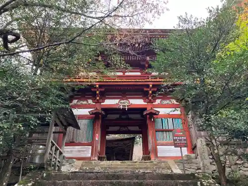 吉野水分神社（吉野町）の山門・神門