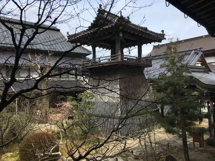 誕生寺のその他建物