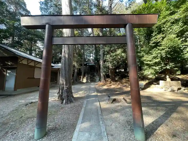 須加神社の{uncategorized: "未分類", other: "その他", undefined: "問題あり", building: "その他建物", grave: "お墓", sacred_gate: "鳥居", guardian: "狛犬", statue: "像", buddha: "仏像", history: "歴史", nature: "自然", garden: "庭園", animal: "動物", pagoda: "塔", temizu: "手水舎", mountain_gate: "山門・神門", sanctuary: "本殿・本堂", subordinate: "末社・摂社", art: "芸術", scenery: "景色", jizo: "地蔵", ema: "絵馬", goshuin: "御朱印", omikuji: "おみくじ", items: "授与品その他", amulet: "お守り", goshuincho: "御朱印帳", eats: "食事", festival: "お祭り", votive_dance: "神楽", shichigosan: "七五三参", wedding: "結婚式", experience: "体験その他", initially: "初詣", around: "周辺", anti_infection: "感染症対策"}