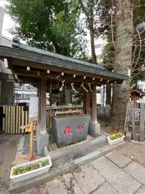 高円寺氷川神社の手水舎
