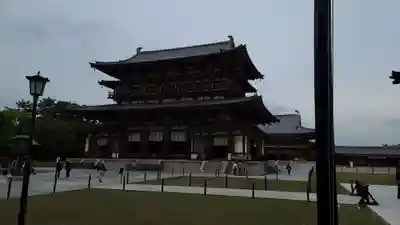 薬師寺の本殿・本堂
