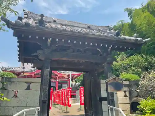 寳藏院の山門・神門
