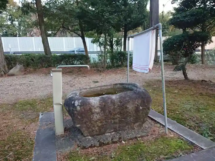 伊船野田神明社(神明社)の手水舎