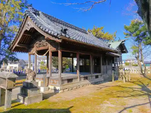 六所社の本殿・本堂