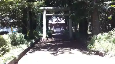 三所神社の鳥居