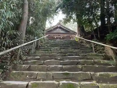 神魂神社の{uncategorized: "未分類", other: "その他", undefined: "問題あり", building: "その他建物", grave: "お墓", sacred_gate: "鳥居", guardian: "狛犬", statue: "像", buddha: "仏像", history: "歴史", nature: "自然", garden: "庭園", animal: "動物", pagoda: "塔", temizu: "手水舎", mountain_gate: "山門・神門", sanctuary: "本殿・本堂", subordinate: "末社・摂社", art: "芸術", scenery: "景色", jizo: "地蔵", ema: "絵馬", goshuin: "御朱印", omikuji: "おみくじ", items: "授与品その他", amulet: "お守り", goshuincho: "御朱印帳", eats: "食事", festival: "お祭り", votive_dance: "神楽", shichigosan: "七五三参", wedding: "結婚式", experience: "体験その他", initially: "初詣", around: "周辺", anti_infection: "感染症対策"}