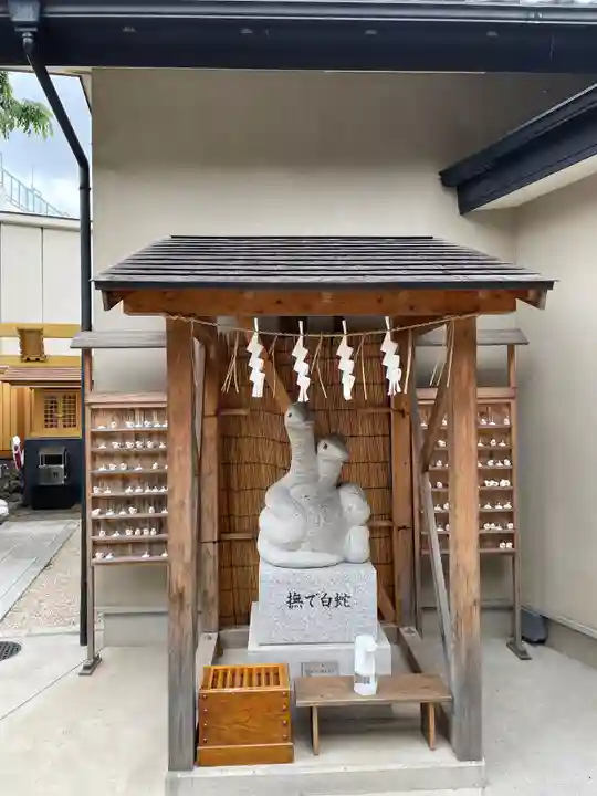 蛇窪神社の狛犬