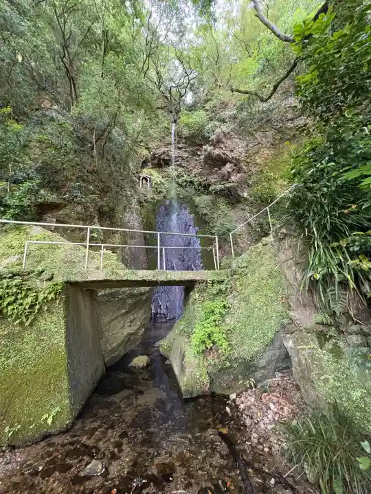 鳴滝庵(徳島県)
