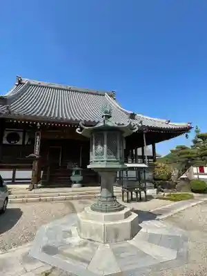極楽寺の本殿・本堂