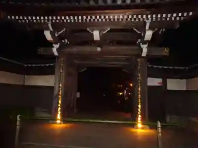 心行寺の山門・神門