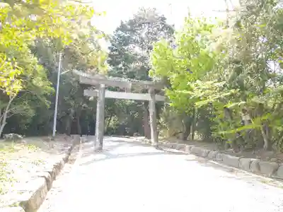 安仁神社の鳥居