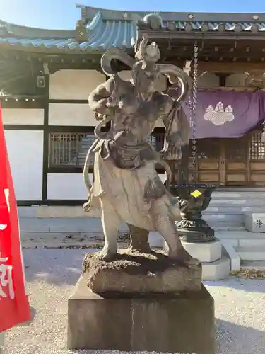 全龍寺の像