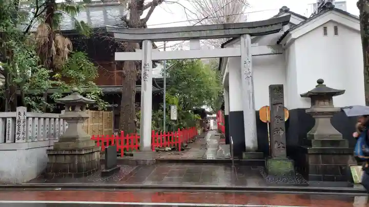 下谷神社の鳥居