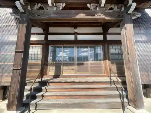 西勝寺の{uncategorized: "未分類", other: "その他", undefined: "問題あり", building: "その他建物", grave: "お墓", sacred_gate: "鳥居", guardian: "狛犬", statue: "像", buddha: "仏像", history: "歴史", nature: "自然", garden: "庭園", animal: "動物", pagoda: "塔", temizu: "手水舎", mountain_gate: "山門・神門", sanctuary: "本殿・本堂", subordinate: "末社・摂社", art: "芸術", scenery: "景色", jizo: "地蔵", ema: "絵馬", goshuin: "御朱印", omikuji: "おみくじ", items: "授与品その他", amulet: "お守り", goshuincho: "御朱印帳", eats: "食事", festival: "お祭り", votive_dance: "神楽", shichigosan: "七五三参", wedding: "結婚式", experience: "体験その他", initially: "初詣", around: "周辺", anti_infection: "感染症対策"}
