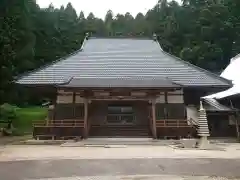 洞泉寺の本殿