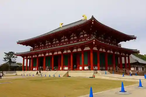 興福寺の本殿・本堂